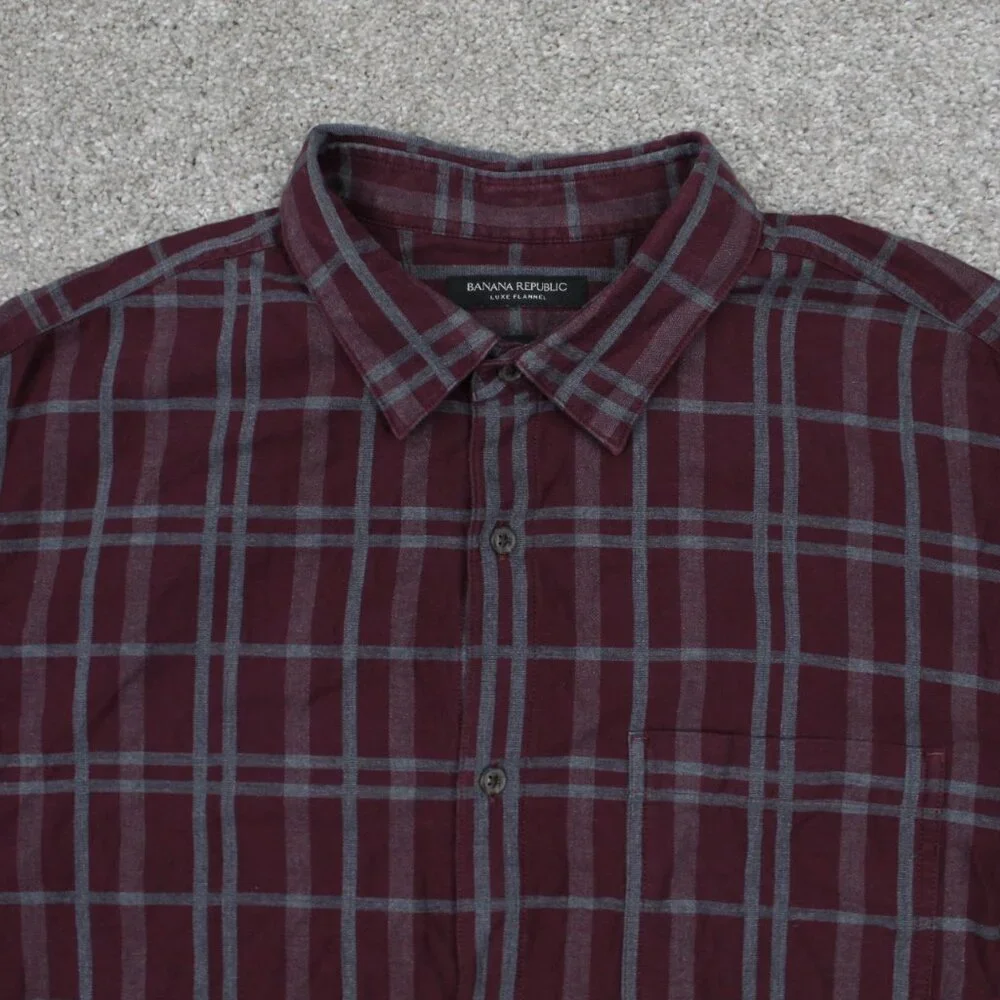 Banana Republic Luxe Flannel Shirt Adult XL Red Camden Fit‎ Cotton L/S Button Up